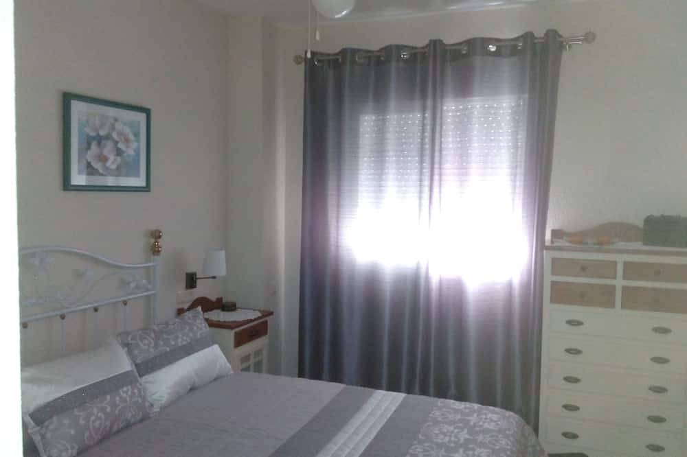 Entire apartment, Apartment Pinares del Portil, Air conditioning & Wifi in Playa Nueva Umbría, El Portil