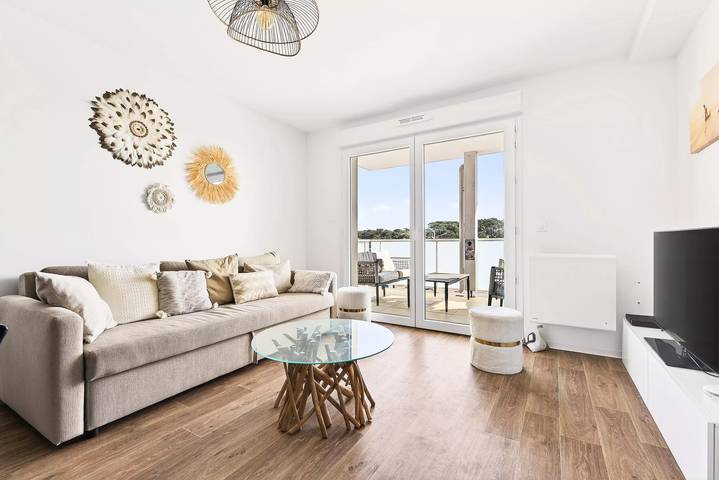 Ferienwohnung für 6 Personen, mit Balkon und Terrasse sowie Ausblick in Lacanau Ocean