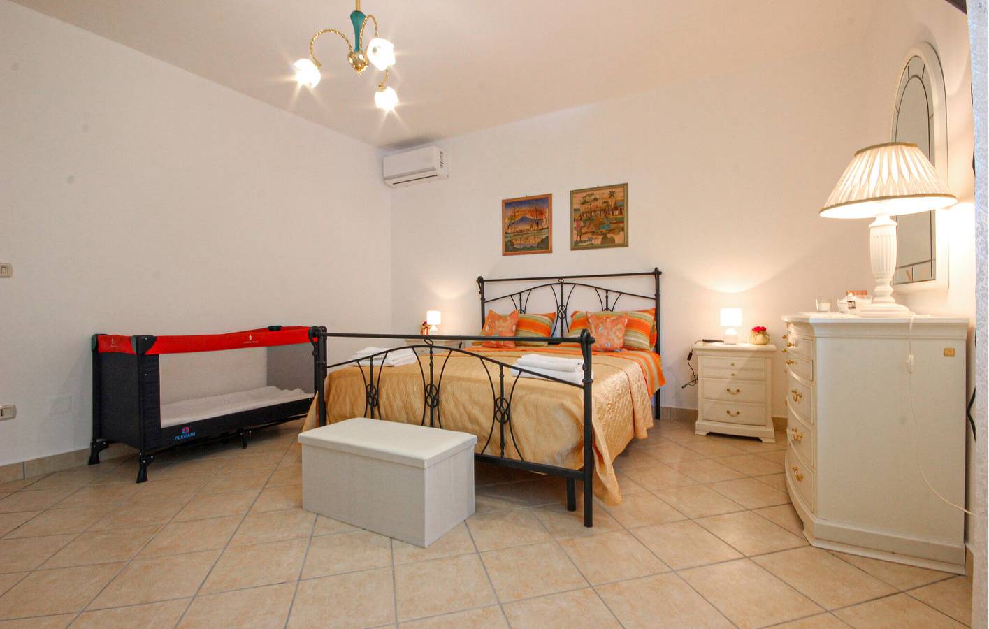Appartement confortable avec piscine, jardin et parking à Avella in Avella, Province d'Avellino
