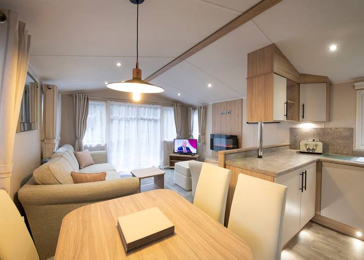 Caravan for 8 people on the Isle of Wight