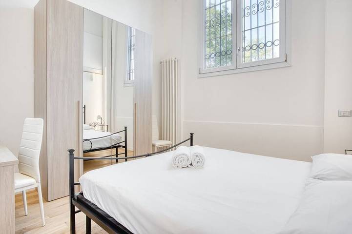 Appartamento intero, Walk to Navigli - 2 Bedrooms Apt in Milano, Provincia di Milano