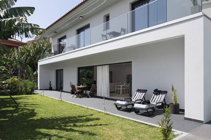 Location de vacances pour 8 personnes, avec balcon et jardin à Ponta do Sol - 4