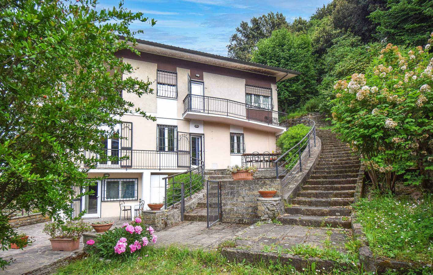 Ganze Ferienwohnung, Charmante 2-Zimmer-Wohnung mit Terrasse in Anguillara Sabazia – 800 m vom Stadtzentrum entfernt in Anguillara Sabazia, Braccianosee