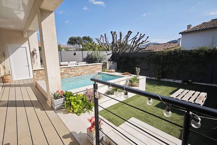 Appartement de vacances pour 4 personnes, avec piscine à Aubagne