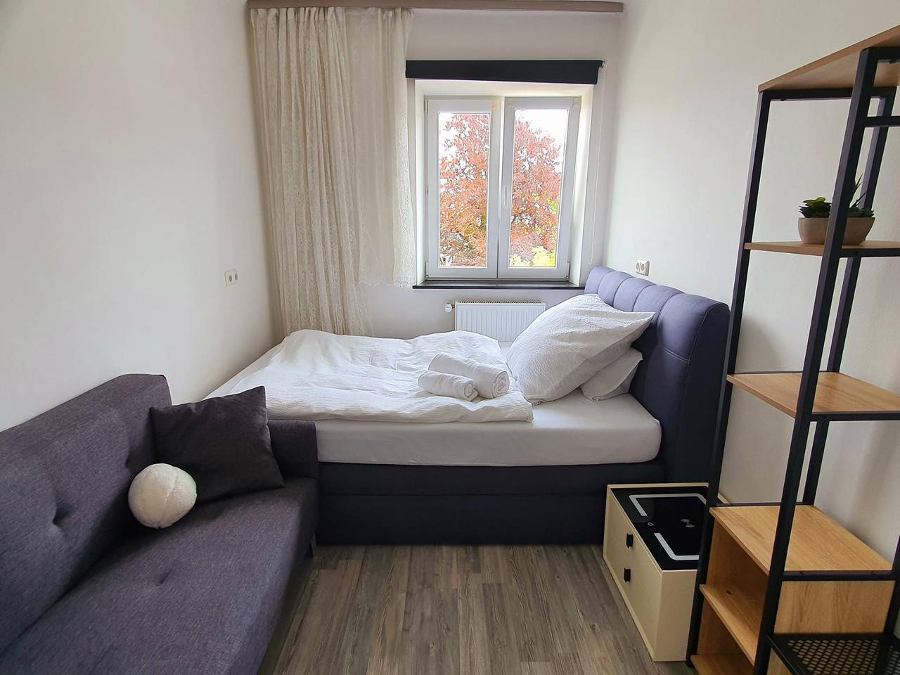 Entire apartment, Holiday apartment for 6 people in Augsburg-Innenstadt, Augsburg