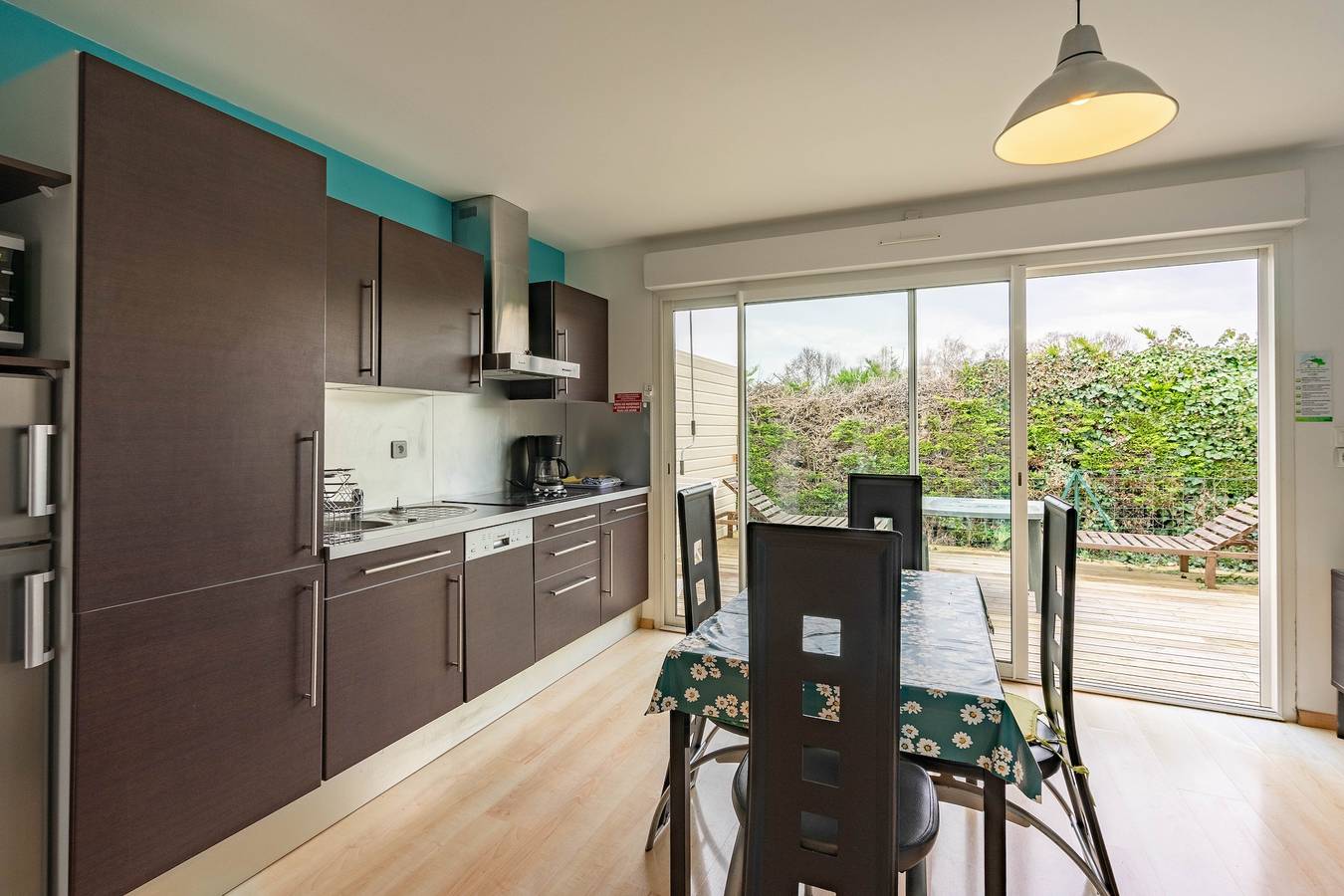Appartement entier, Appartement 'Le Clos Du Champ De L'Amour - Ile D'Aix' avec piscine privée, Wi-Fi et climatisation in Saint-Simon-de-Bordes, Région de Jonzac