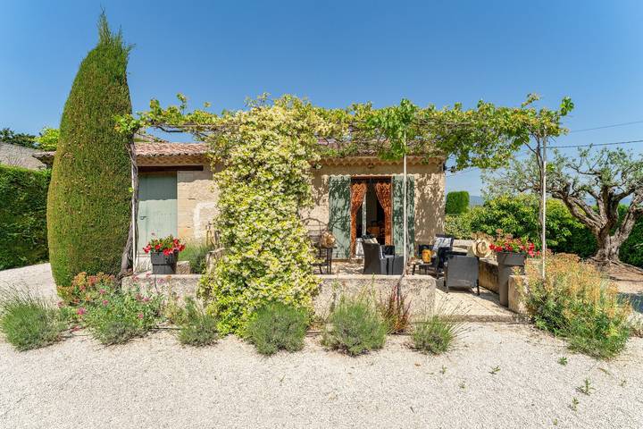 Maison de vacances pour 4 personnes, avec jardin à Crillon-le-Brave
