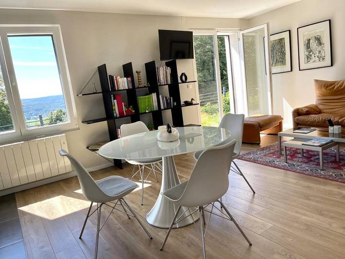 Location de vacances pour 4 personnes, avec jardin et vue à Fontain - 3