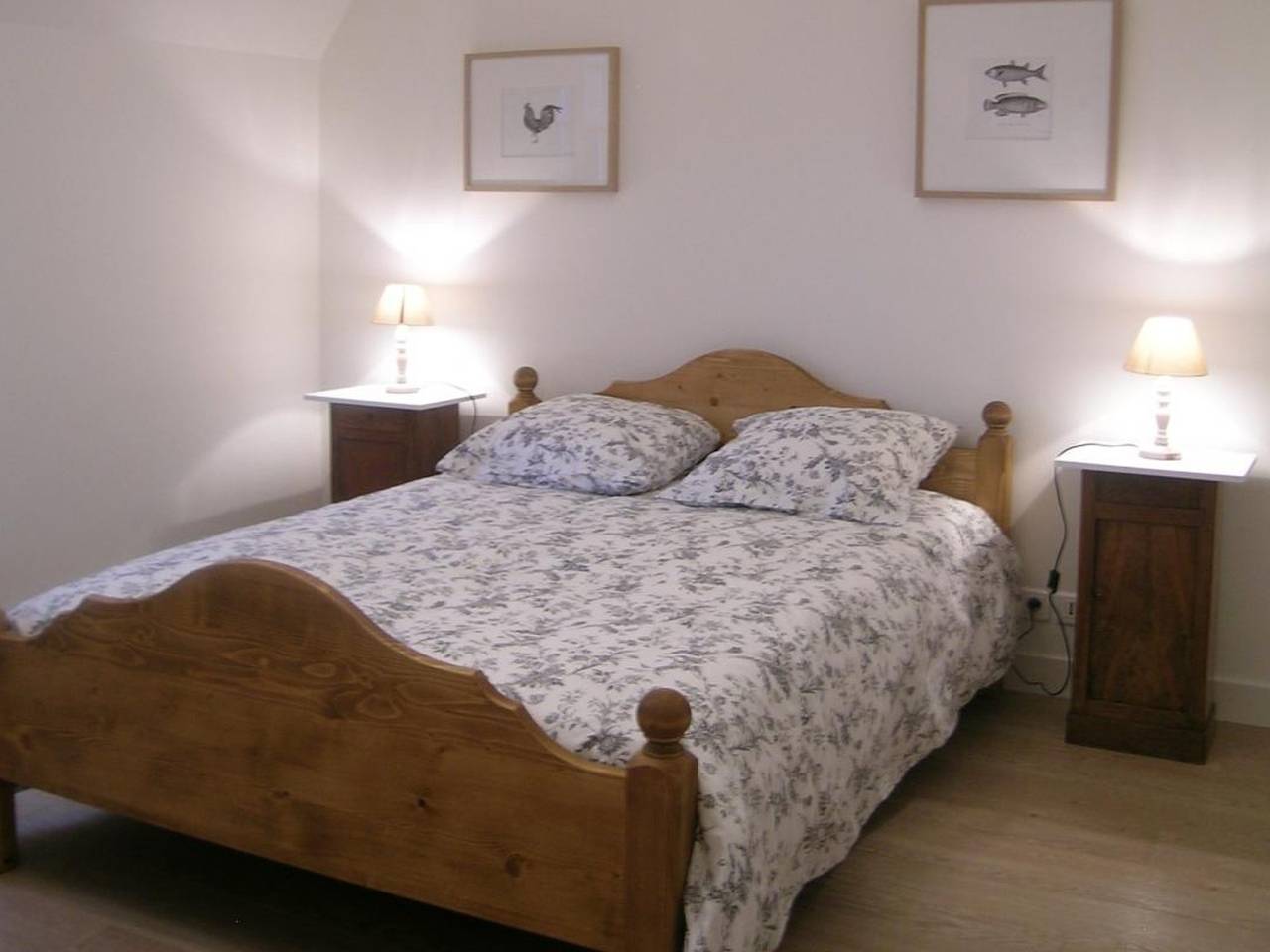 Geräumige renovierte Unterkunft in der Nähe von Moulins für 10 Pers, Haustiere erlaubt, Wlan in Trévol, Allier