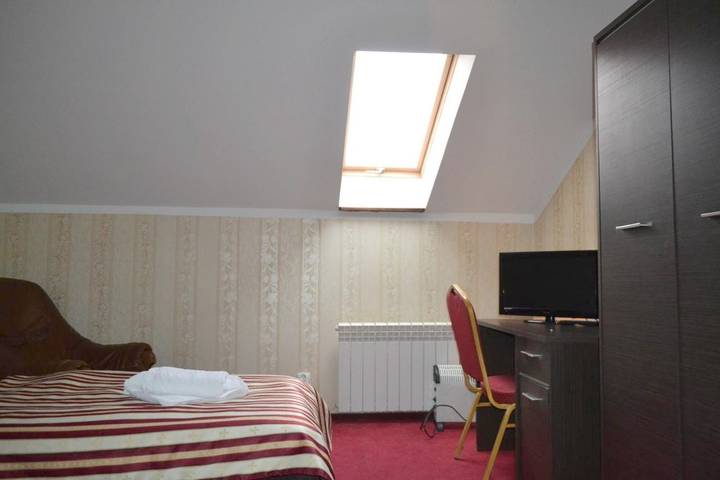 Hotel für 3 Personen, mit Balkon - 1