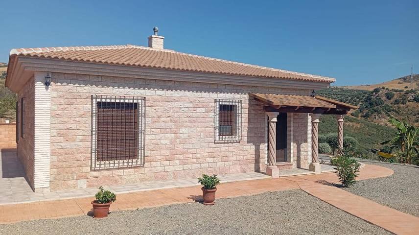 Casa rural para 7 personas, con vistas además de jardín y piscina en Valle de Abdalajís - 2