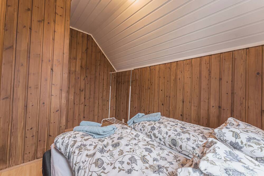 Hel lägenhet, Top-Floor Apartment – 5 Min Walk to Lillehammer’s Main Street in Lillehammer