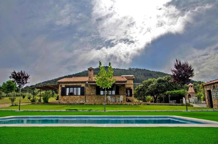 Casa rural para 6 personas, con vistas además de piscina y jardín, Se admiten mascotas en Provincia de Badajoz - 4