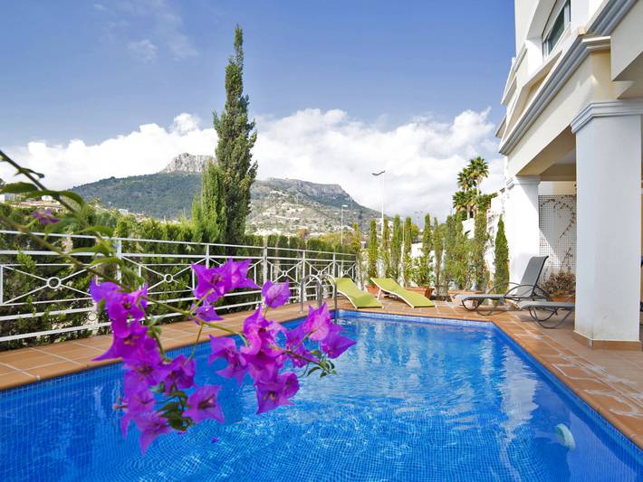 Ferienhaus für 6 Personen, mit Pool und Ausblick sowie Kinderpool und Terrasse in Calpe - 2