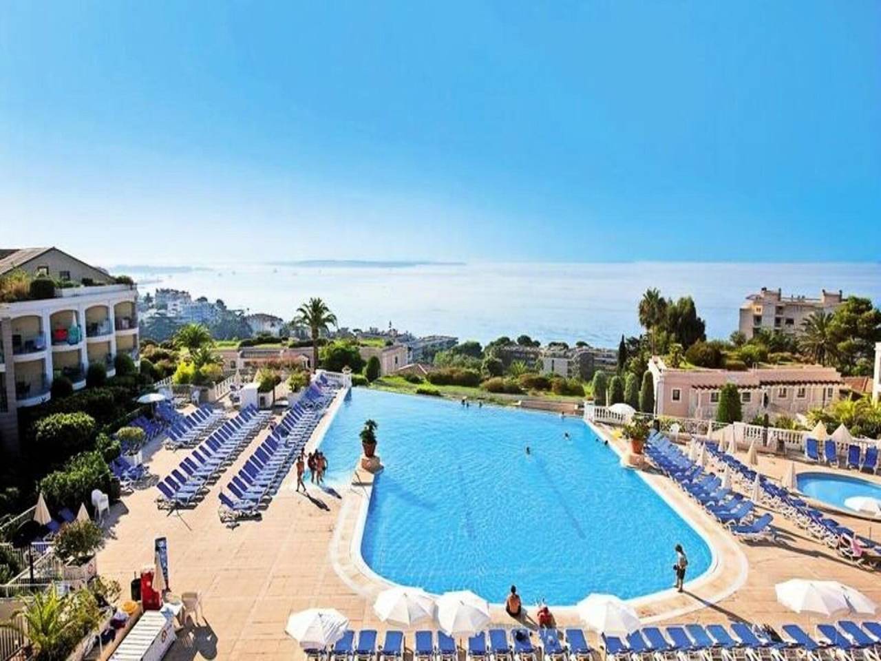 Entire apartment, Résidence Cannes Villa Francia maeva in Cannes, Cannes region