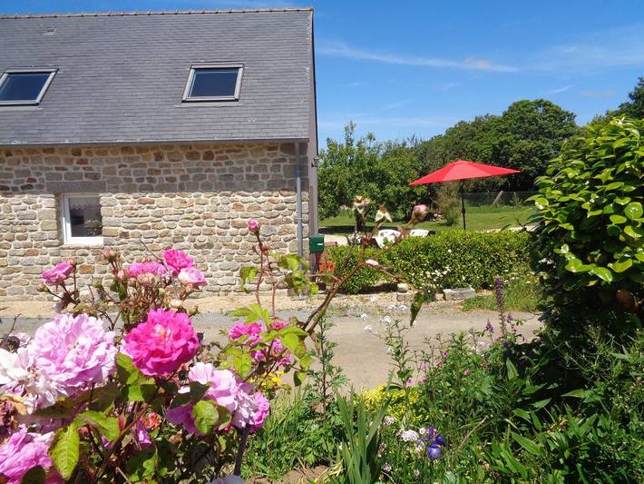 Gîte pour 10 personnes, avec jardin et terrasse à Plogonnec - 2