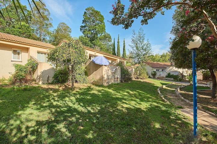 Maison de vacances pour 7 personnes, avec terrasse, animaux acceptés à Sari-Solenzara