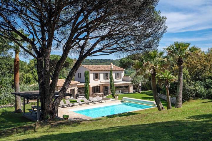 Villa pour 12 personnes, avec Balcon à Gassin