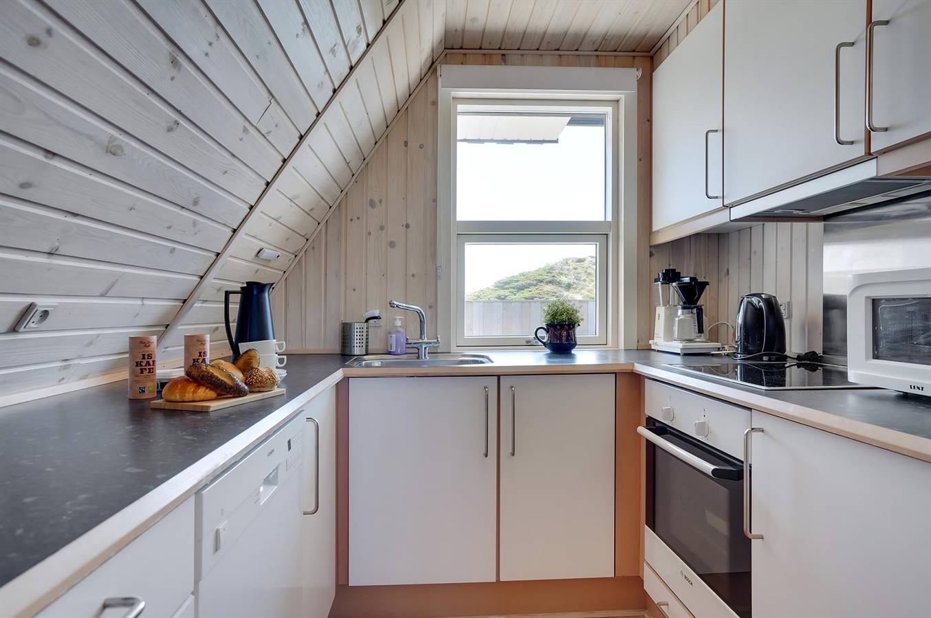 Awesome home in Pandrup w/ Wifi and 3 Bedrooms in Blokhus, Jammerbugt