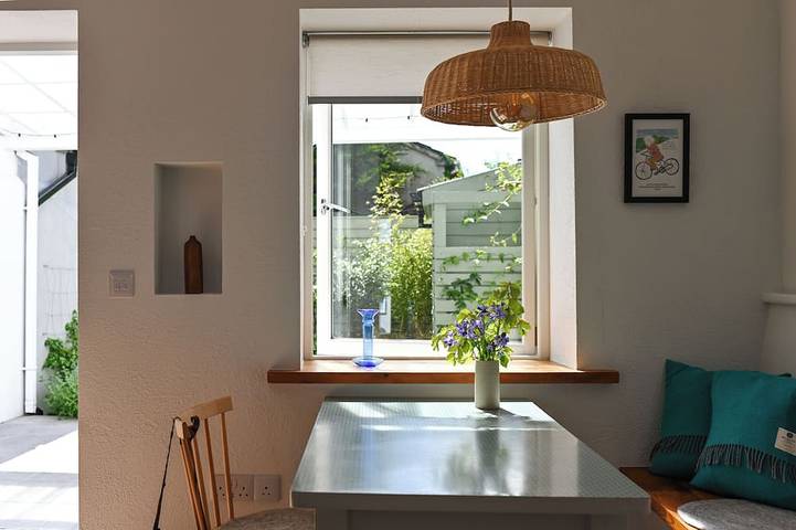 Holiday rental for 2 people, with garden in Westport