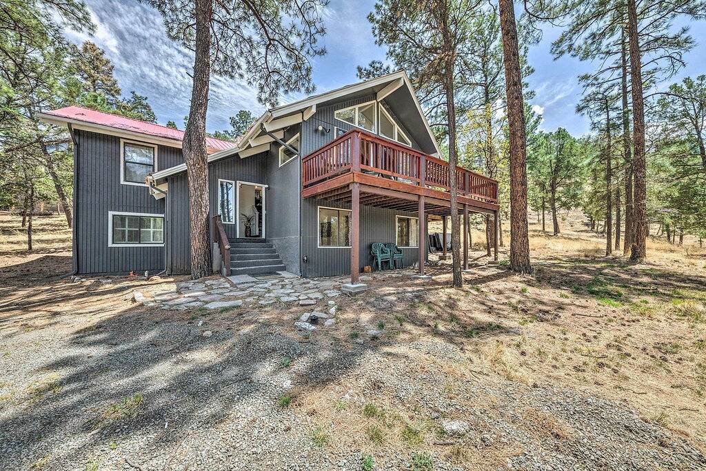 Unique & Modern Alto Home w/ Private Hot Tub! in Alto, Ski Apache