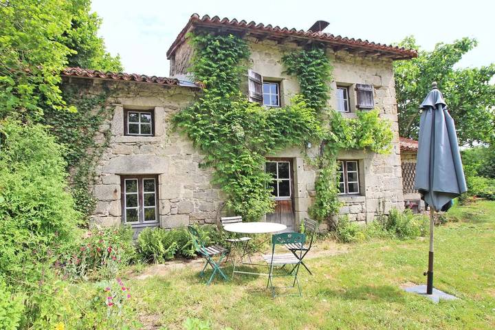 Gîte für 2 Personen, mit Garten - 1