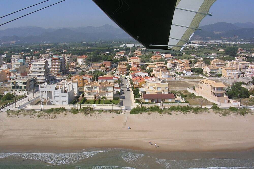 Apartamento entero, Oferta Especial! Apartamento en primera linea de la playa Oliva , Fibra Óptica in Oliva, Costa de Valencia