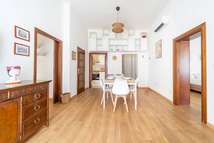 Apartamento de vacaciones para 5 personas, con balcón - 1