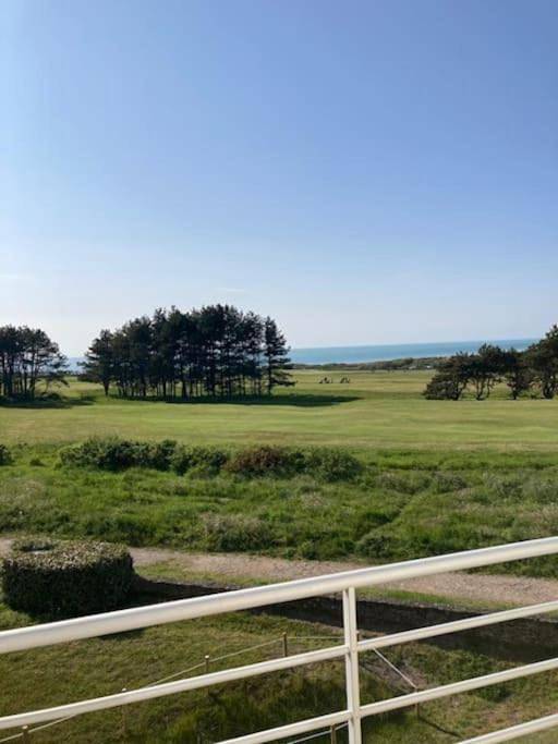 Gîte pour 4 personnes, avec Balcon et Vue dans Golf de Wimereux - 2