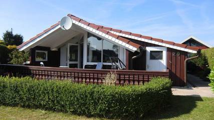 Ferienhaus für 4 Personen, mit Garten und Terrasse, kinderfreundlich in Schönhagen