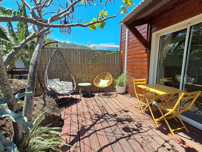 Appartement de vacances pour 2 personnes, avec jardin ainsi que vue et terrasse, animaux acceptés