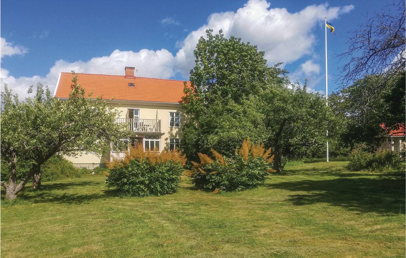 Hus för 6 Personer, med terass och trädgård