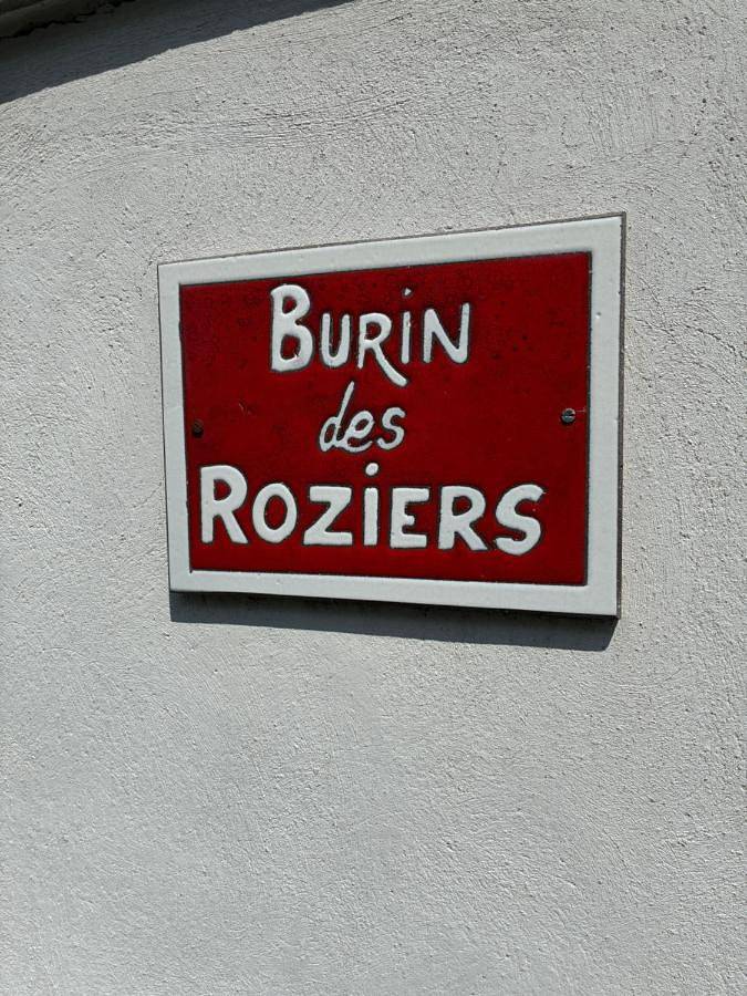 Gîte pour 2 personnes, avec Jacuzzi et Terrasse ainsi que Jardin et Vue à Olby - 4
