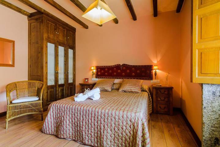 Casa rural para 2 personas, con jardín además de vistas y piscina en Provincia de Pontevedra - 2