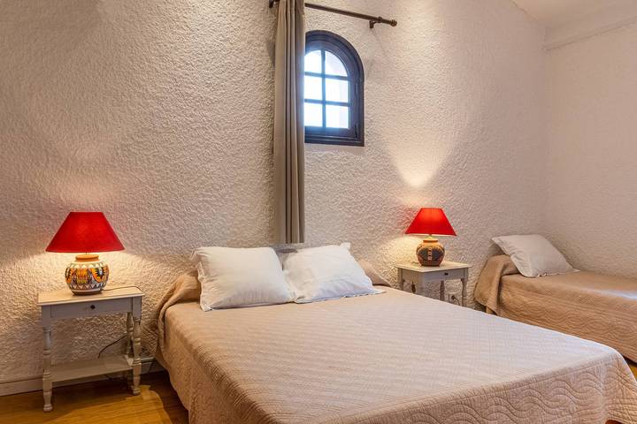 Gîte pour 4 personnes, avec piscine à Propriano - 2