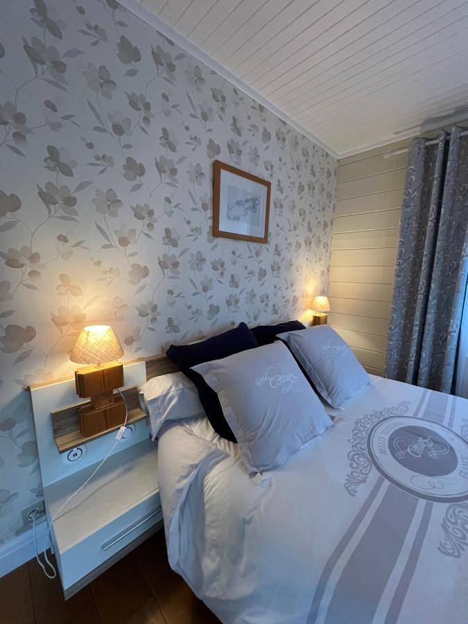 Location de vacances pour 6 personnes, avec terrasse ainsi que jardin et vue à Yvrac - 4