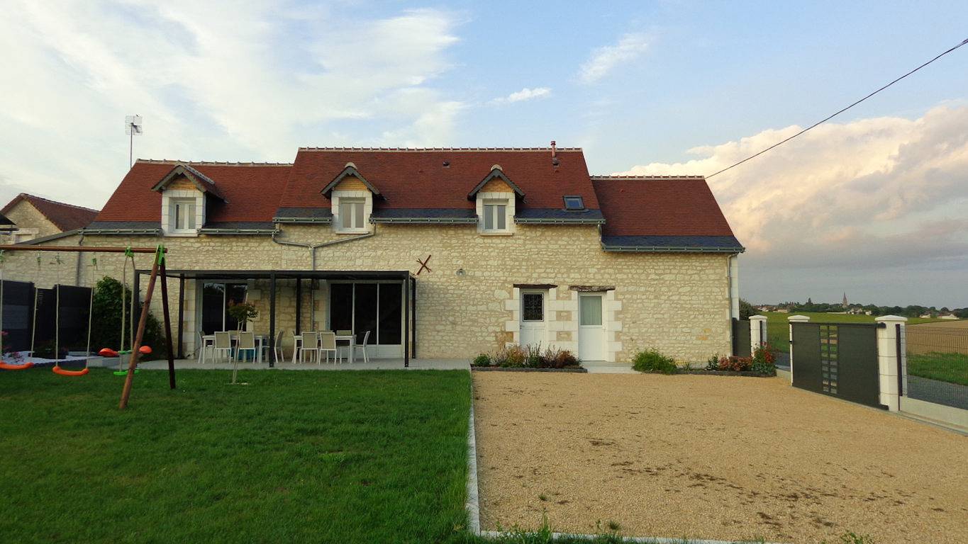 Grand gite à la ferme, piscine chauffée, châteaux in Bournan, Région de Loches