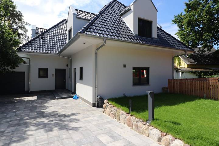 Ferienhaus für 6 Personen, mit Terrasse und Sauna, kinderfreundlich in Dierhagen
