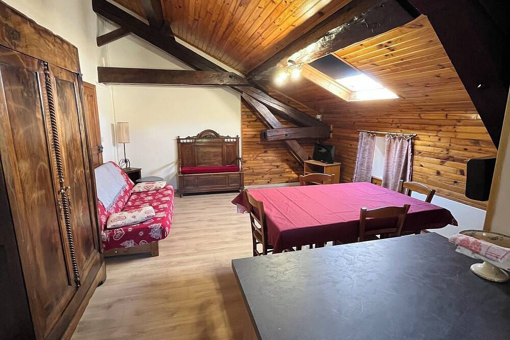 Appartement entier, Gite chaleureux au cœur de la ferme in Planès, Parc naturel régional des Pyrénées catalanes