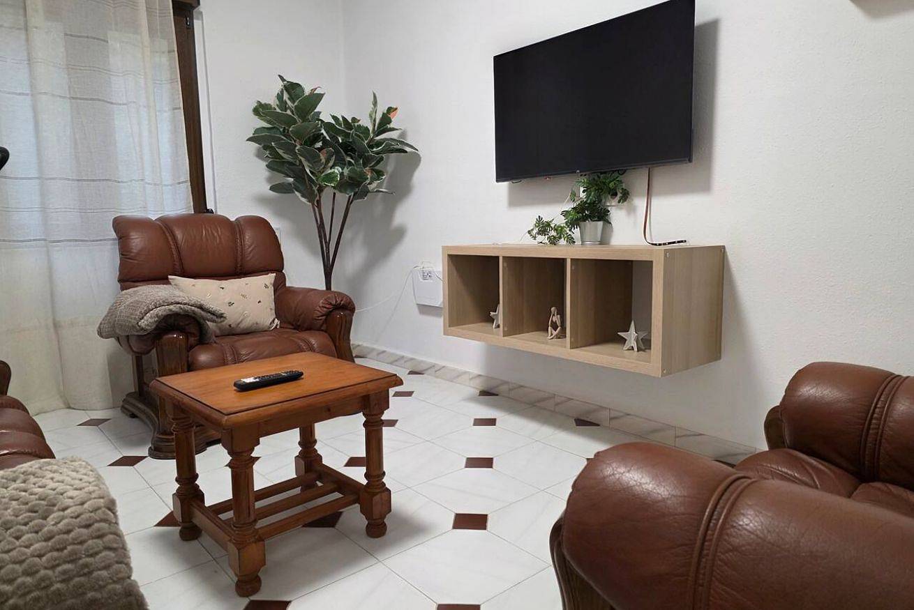Geheel appartement, Gezellig appartement vlak bij de Río Nalón – 1,5 km naar het stadscentrum in Samartín del Rei Aurelio, Nalón
