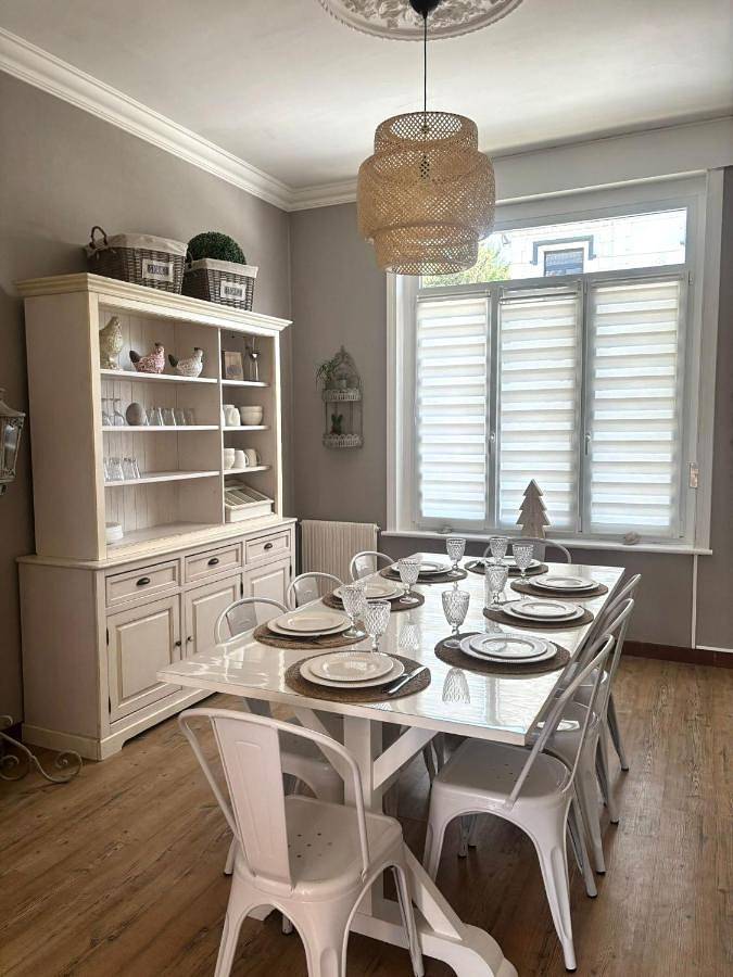 Four-Bedroom House in Lumbres, Région de Saint-Omer