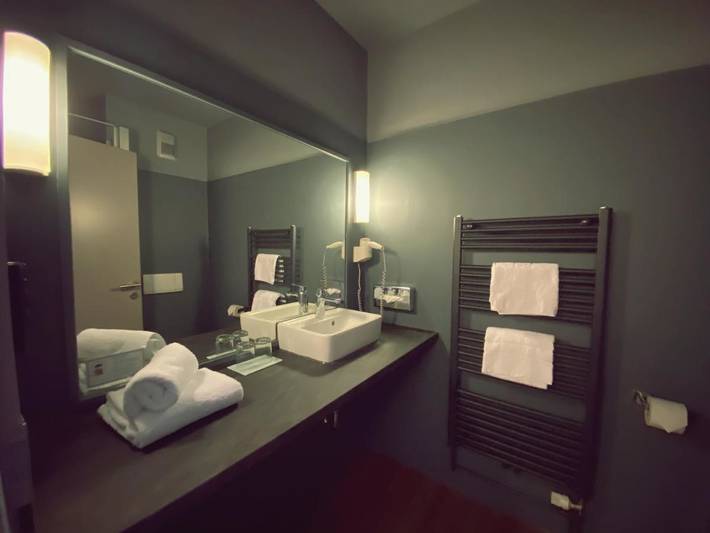 Hotel für 4 Personen, mit Balkon und Terrasse sowie Garten und Sauna in Ahrensburg - 3