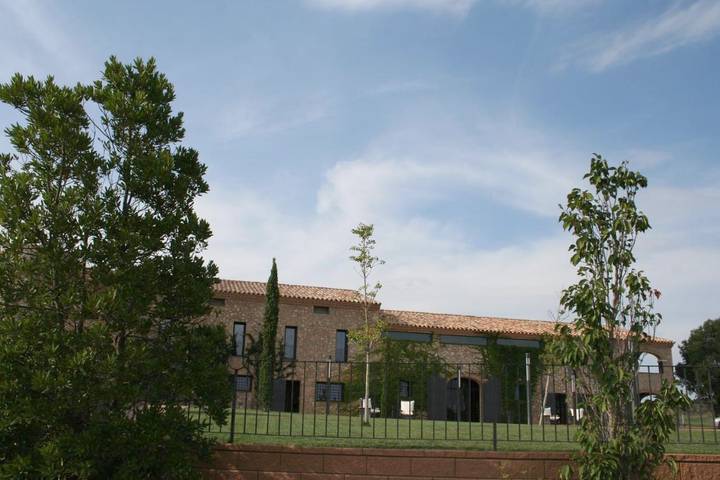 Hôtel pour 4 personnes, avec jardin et piscine