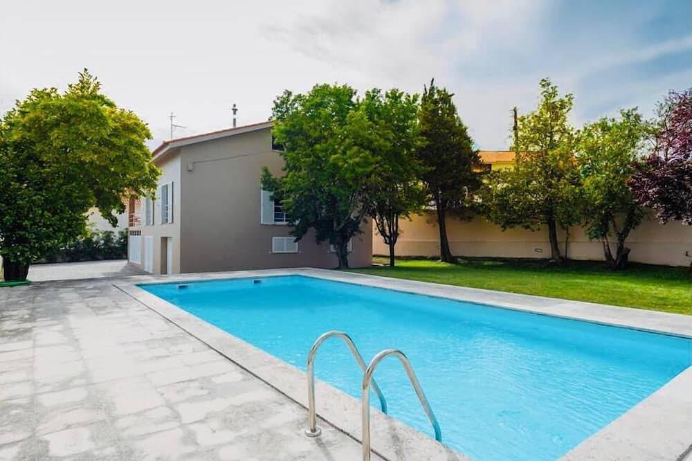 Apartamento entero, Rustic Haven Lodge with pool in Afife, Distrito de Viana do Castelo