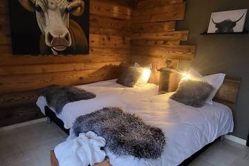 Location de vacances pour 12 personnes, avec jacuzzi ainsi que terrasse et sauna à Niedermorschwihr