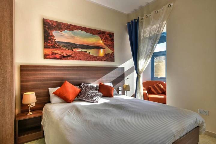 Maison d’hôte pour 2 personnes, avec terrasse à San Giljan - 4