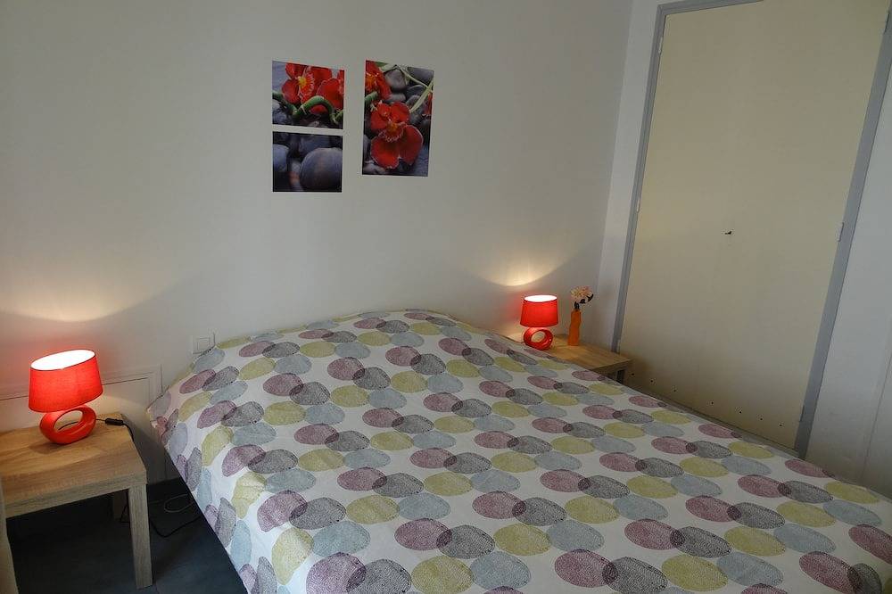 Einfacher Fuß des Charmes 70m ², privater Garten von 100m ² gesehen auf Brunnen, Platanen in Apt, Regionaler Naturpark Luberon