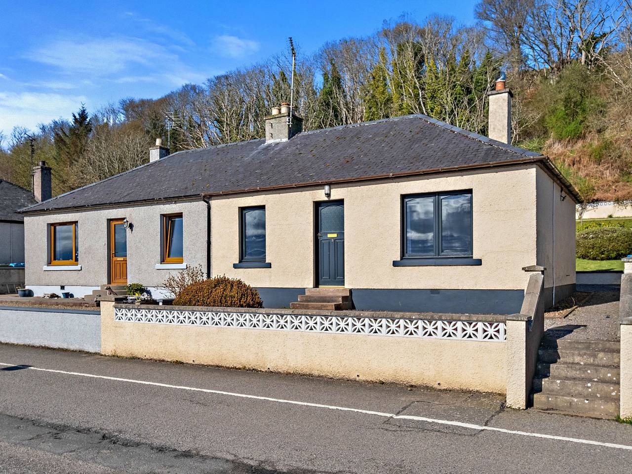 The Sea Cottage in Highlands