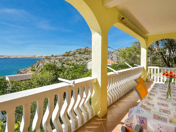 Ferienwohnung für 6 Personen, mit Terrasse in Ribarica