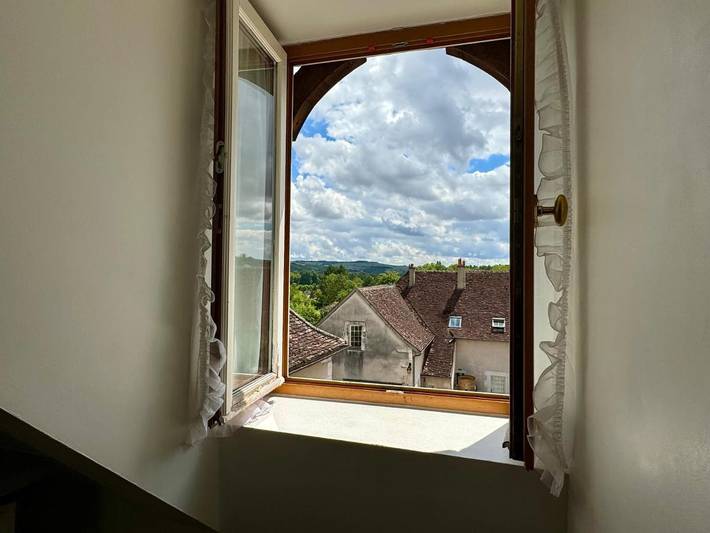 Chambre d’hôte pour 2 personnes, avec jacuzzi ainsi que jardin et piscine, animaux acceptés dans Yonne - 3